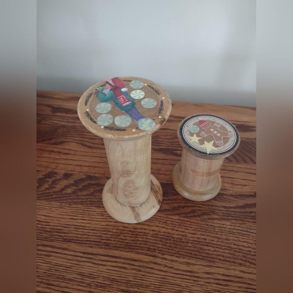 Wooden Ribbon Spools - Picture 2 of 4